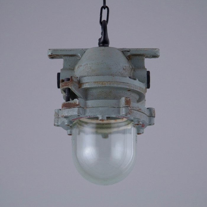 Industrial wall lights by Simplex | skinflint